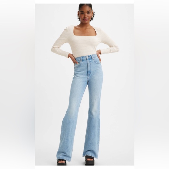 Levi’s Premium 70’s High Flare Jeans 👖 - Picture 4 of 17